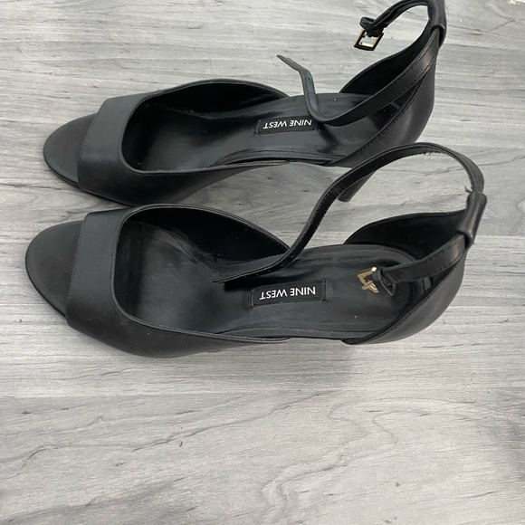 Nine West , size 7 1/2 …leather, 3 inches heel , NWT - Picture 3 of 5